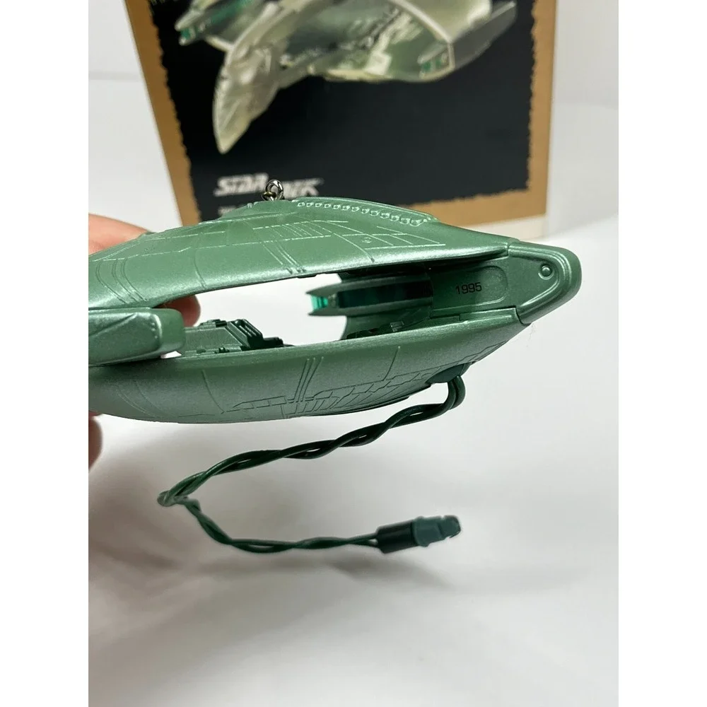 Hallmark Keepsake Ornament Vintage 1995‎ Star Trek Romulan Warbird